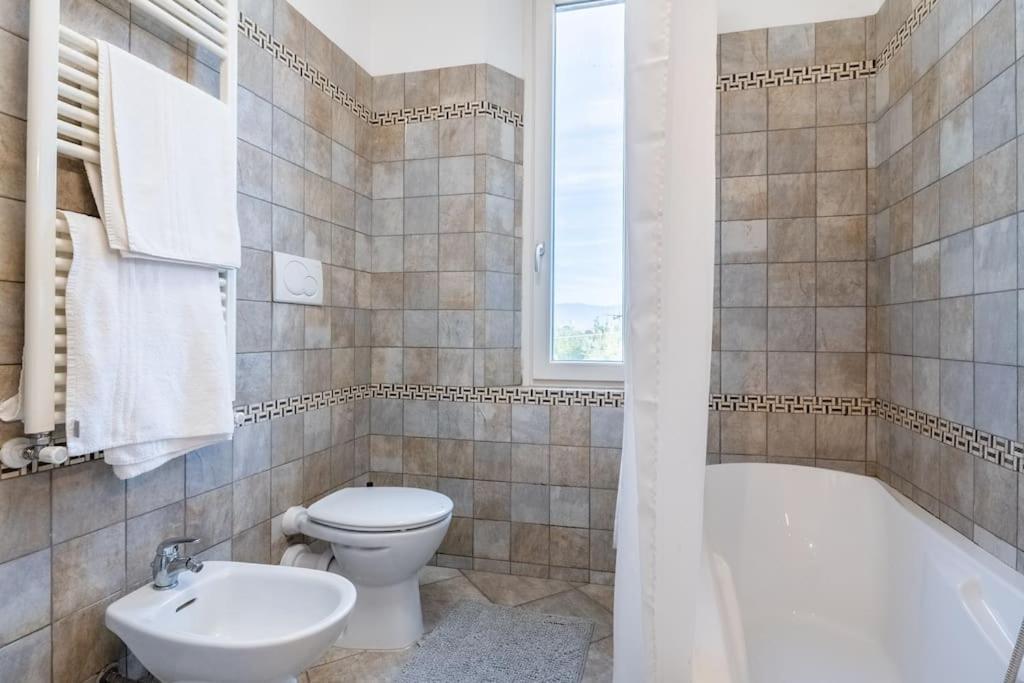 -Villa Emily- Parking, Garden & Wi-Fi Pisa Exterior foto